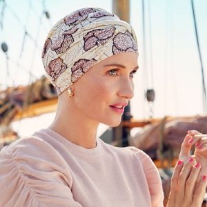 Turban po chemoterapii, keď príde žena o vlasy, alopécia - taktrochainak.sk